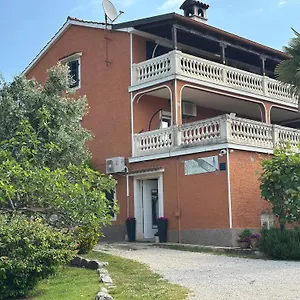  Apartment Peloza 1